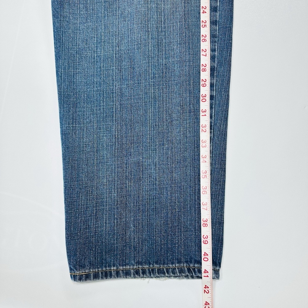 Levi's 550 Relaxed Fit Jeans Men's 44x30‎ Blue Denim Straight Leg Distressed Hem - Picture 6 of 11